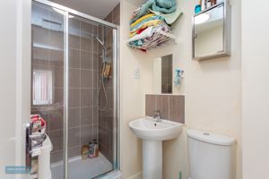 En-Suite- click for photo gallery